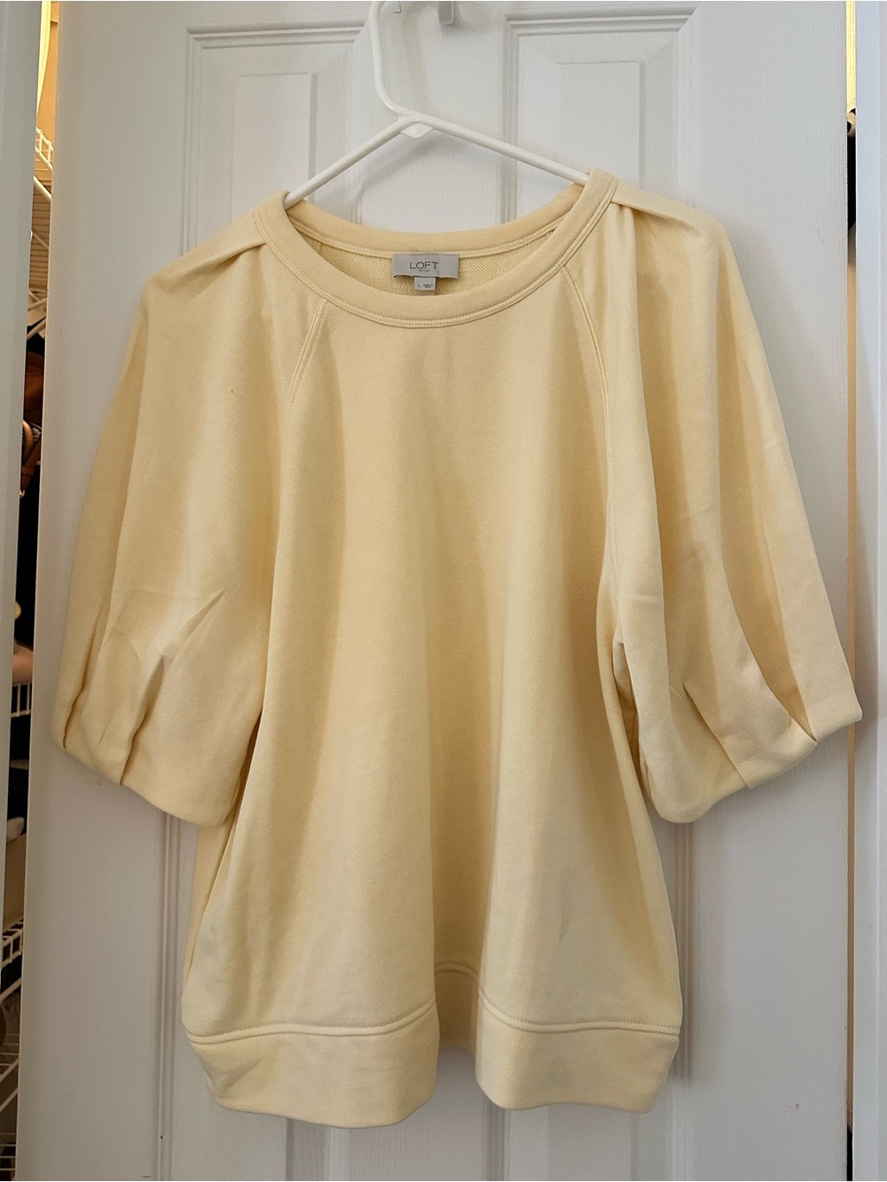 LOFT Cream Puff-Sleeve Top - Soft yellow women’s  top size large